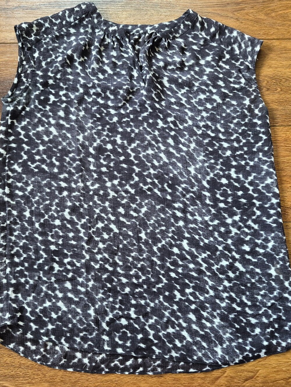 Simply Vera by Vera Wang Sleeveless Shear Blouse Top Casual Black & White Sz S